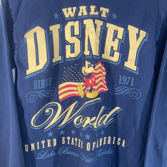 Vintage Hanes Walt Disney World Graphic Blue T-Shirt Relaxed Fit Long Sleeve - Picture 2 of 5